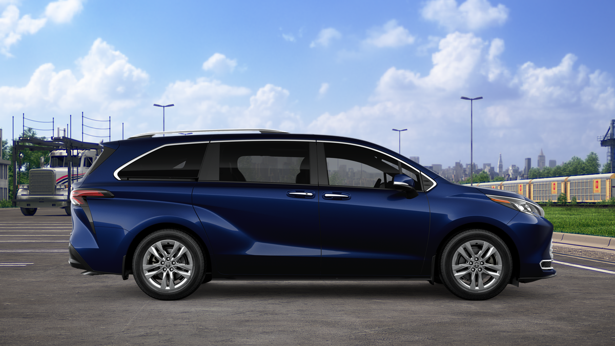 2026 Toyota Sienna Limited 7 Passenger